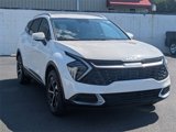 Used 2025 Kia Sportage EX image 2