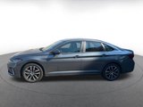 Used 2025 Volkswagen Jetta SE image 3