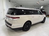 Used 2022 Lincoln Navigator L Reserve image 5