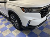 New 2025 Honda Pilot Touring image 3