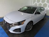 Used 2024 Nissan Altima 2.0 SR image 4