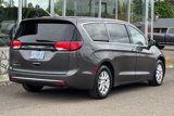 Used 2020 Chrysler Pacifica Touring image 4