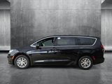 New 2025 Chrysler Pacifica Select image 5