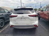 New 2025 Toyota Highlander Platinum image 6