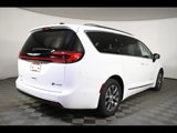 New 2025 Chrysler Pacifica Pinnacle image 2