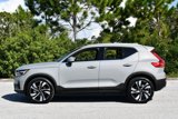 Used 2024 Volvo XC40 B5 Plus image 3