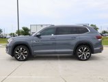 Used 2025 Volkswagen Atlas SEL Premium R-Line image 2