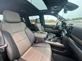 Used 2022 Chevrolet Silverado 1500 ZR2 w/ Technology Package image 6