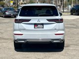 New 2025 Mitsubishi Outlander SE image 5