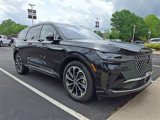 Used 2024 Lincoln Nautilus Reserve image 3