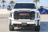 Used 2024 GMC Sierra 2500 AT4 image 2