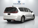 New 2024 Chrysler Pacifica Touring-L w/ Uconnect Theater Family Group image 5
