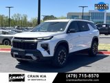 Used 2025 Chevrolet Traverse Z71 image 2