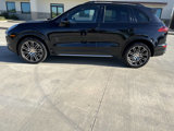 Used 2017 Porsche Cayenne Platinum Edition image 3
