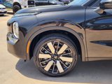New 2025 Mitsubishi Outlander SE image 5