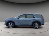 New 2025 Nissan Pathfinder Platinum image 2