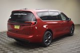 New 2025 Chrysler Pacifica Limited w/ Trailer Tow Group image 4