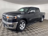 Used 2025 RAM 1500 4x4 Crew Cab image 5