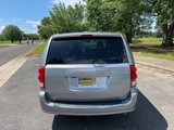 Used 2020 Dodge Grand Caravan SE image 4