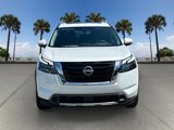 New 2025 Nissan Pathfinder Platinum image 2