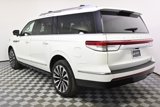 Certified 2022 Lincoln Navigator L Reserve image 3