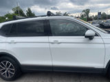 Used 2020 Volkswagen Tiguan SE w/ Panoramic Sunroof Package image 4