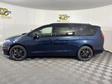 New 2025 Chrysler Pacifica Limited image 4