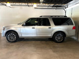 Used 2015 Lincoln Navigator L 4WD image 2