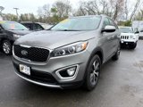 Used 2017 Kia Sorento EX image 5