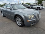 Used 2006 Chrysler 300 C image 2