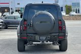 New 2025 Land Rover Defender 110 X-Dynamic SE image 4