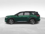 New 2025 Nissan Pathfinder Platinum image 3