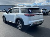 New 2025 Nissan Pathfinder Platinum image 5