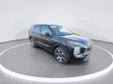 New 2025 Mitsubishi Outlander SE image 2