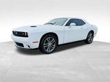 Used 2019 Dodge Challenger SXT image 2