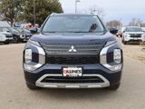 New 2025 Mitsubishi Outlander SEL image 3