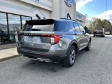 New 2025 Ford Explorer Active w/ Active Comfort Package image 4
