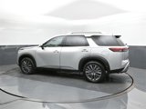 New 2025 Nissan Pathfinder SL w/ SL Premium Package image 5