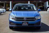 Used 2023 Volkswagen Jetta SE image 3