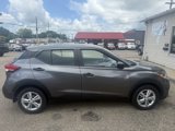 Used 2020 Nissan Kicks S image 5