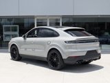 New 2025 Porsche Cayenne E-Hybrid image 3