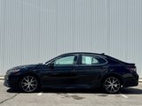 Used 2022 Toyota Camry SE image 2