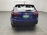 Used 2022 Nissan Rogue Sport S image 6