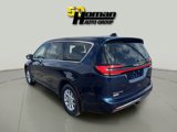 Used 2024 Chrysler Pacifica Touring-L image 3
