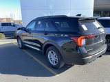 Used 2025 Ford Explorer Active image 4