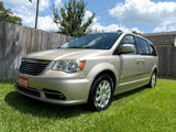 Used 2013 Chrysler Town & Country Touring image 5