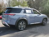 New 2025 Nissan Pathfinder Platinum image 3
