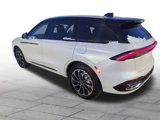 New 2025 Lincoln Nautilus Reserve image 5