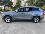 Used 2017 Volvo XC90 T5 Momentum w/ Vision Package image 4