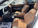 New 2025 Nissan Pathfinder Platinum image 3